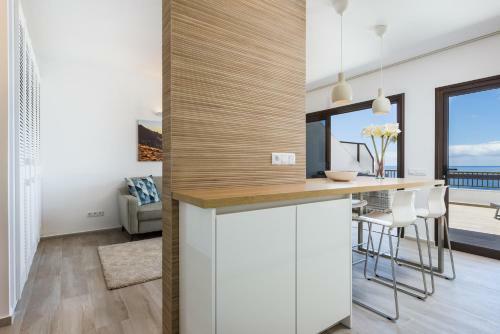 Los Gigantes Cliffs And Ocean View Peaceful Apartment