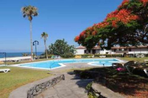 2 Bed 2 Bath Apartment In Tamara Fantastic Views!