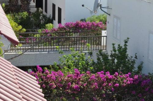 2 Bed 2 Bath Apartment In Tamara Fantastic Views!