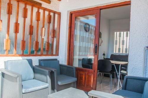 Cozy Vacation Apartment In Los Gigantes