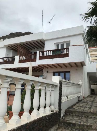 Cozy Vacation Apartment In Los Gigantes