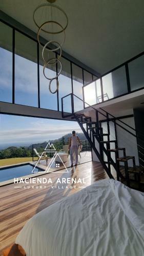 Hacienda Arenal Luxury Village