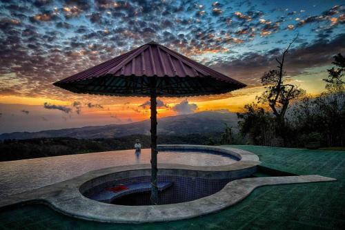 Dream Villa, Ocean View & Pool!