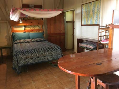 Hostal Cabinas Los Cocos, Cabinas Con Cocinas