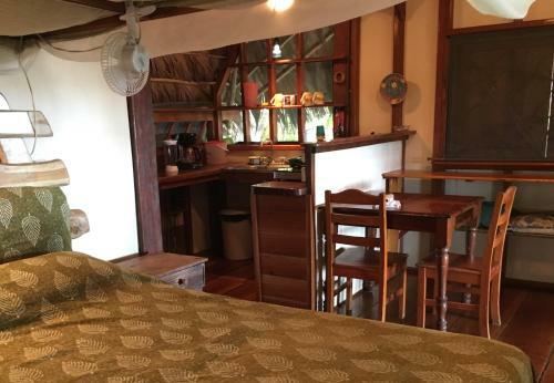 Hostal Cabinas Los Cocos, Cabinas Con Cocinas