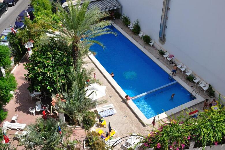 Hotel Sol Y Sombra