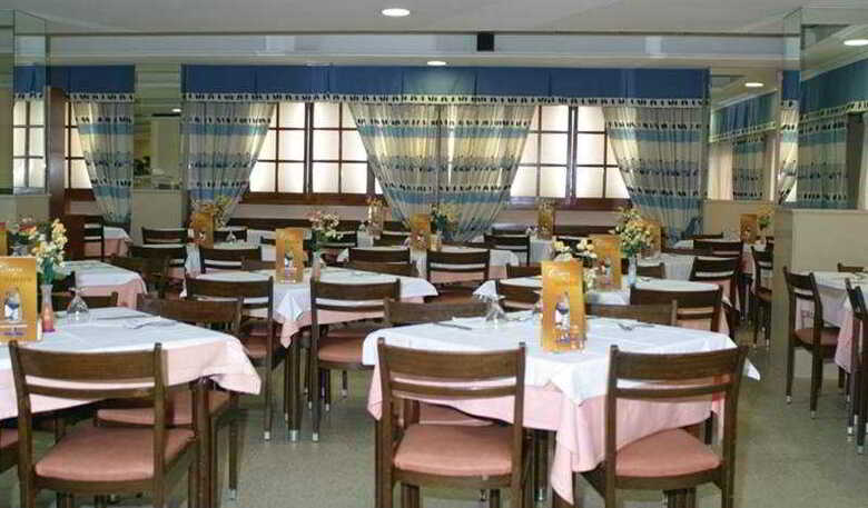 Hotel Fleming Playa Poniente By Punta 25
