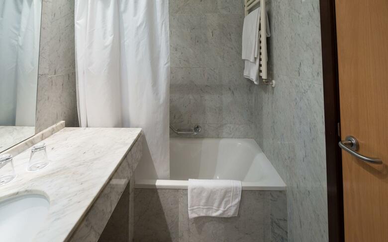 Hotel Mercure Bilbao Jardines de Albia