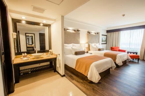 Grand Tikal Futura Hotel