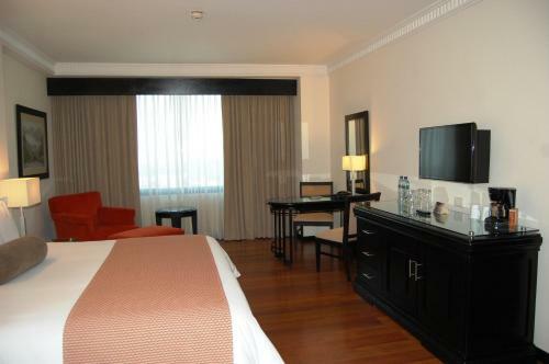 Grand Tikal Futura Hotel