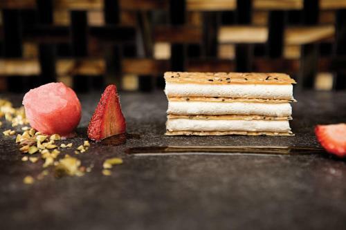 Grand Tikal Futura Hotel