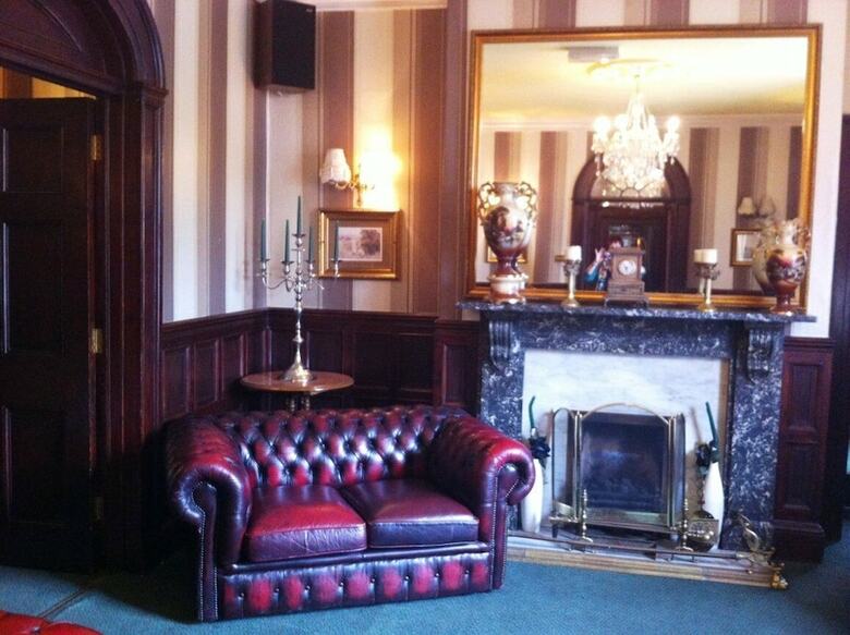 Georgian House Hotel