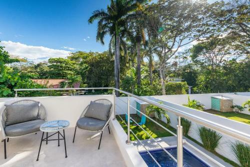 Brand-new 3-bedroom With Pool Near Beach