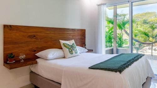 New 3-bedroom, 3-bath Home With Big Pool