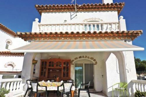 Preciosa Casa Con Piscina Al Lado de La Playa