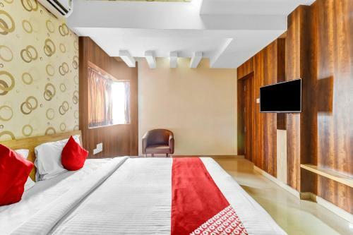 Oyo 84390 Hotel Green Grand