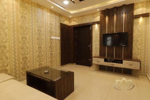 Sr Boutique Stay Service Apartment