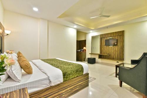 Hotel Comfort Court