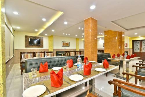 Hotel Comfort Court