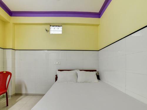 Spot On 82187 Hotel Hindustan