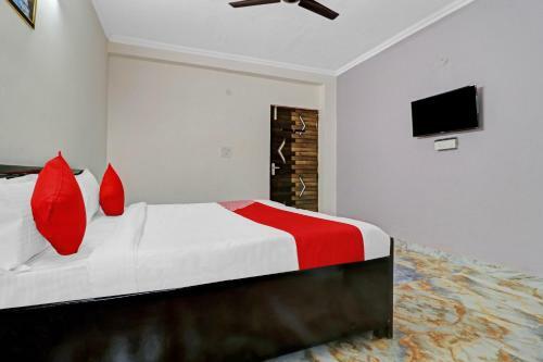 Oyo 86530 Hotel Empire Inn