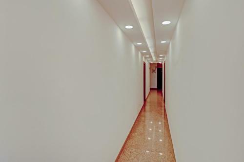 Collection O 81799 Hotel Spot Light