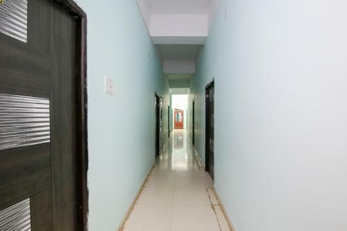Oyo 63579 Hotel Shanti Niketan