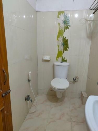Spot On 80927 Hotel Sourav Plaza