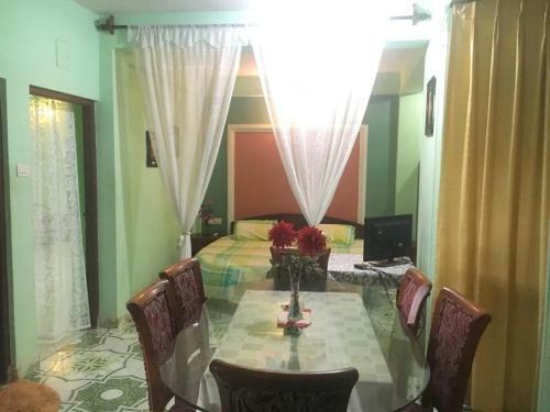 Hostal Lucy Dores Guest House
