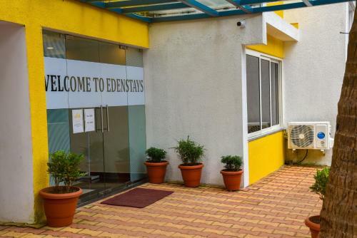 Hotel Eden Stays - A Unit Of Av Associates