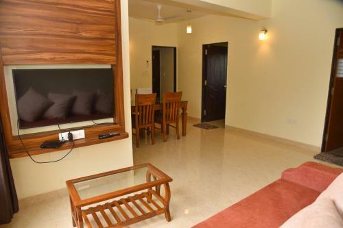 Hotel Eden Stays - A Unit Of Av Associates