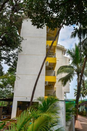 Hotel Eden Stays - A Unit Of Av Associates