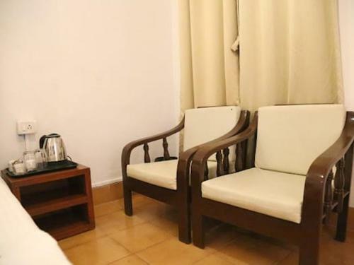 Hotel Rajmahal Beach Resort
