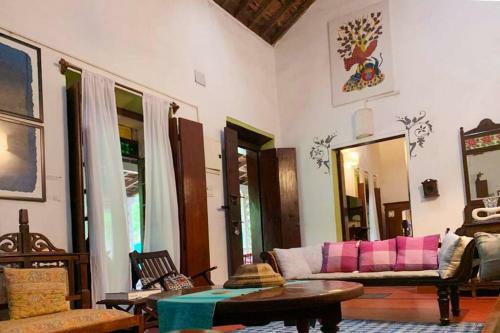 Chapter Two - An Artful Portuguese Villa With Pool