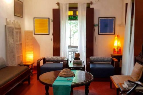Chapter Two - An Artful Portuguese Villa With Pool
