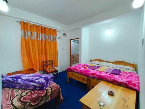 Sherpa Residency And Farmhouse