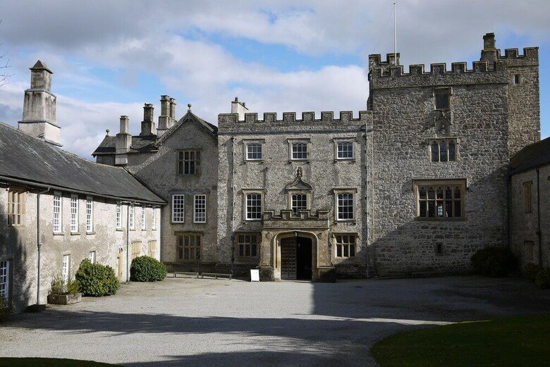 Grange Hotel