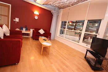 The Place Aparthotel