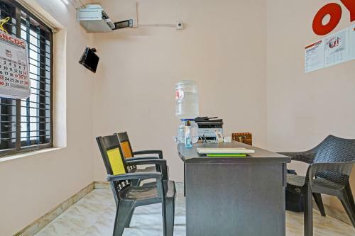 Hotel Oyo 85845 Asha Residency