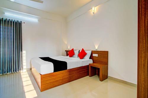 Hotel Vaccinated Staff- Capital O 74715 Phoenix Holidays