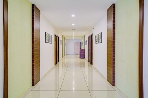 Hotel Vaccinated Staff- Capital O 74715 Phoenix Holidays