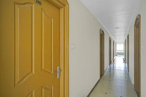 Spot On 84395 Mx Residency Hotel - Panampilly Nagar