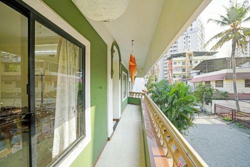 Spot On 84395 Mx Residency Hotel - Panampilly Nagar