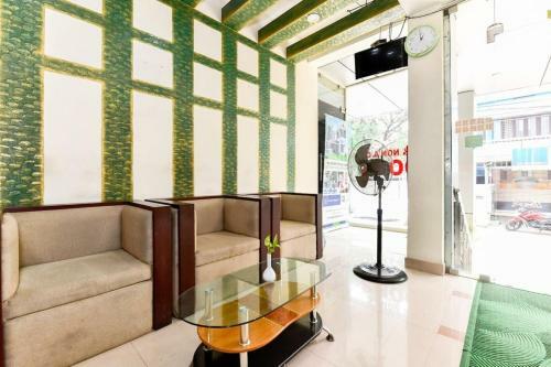 Hostal Oyo 79531 Metro Kochi