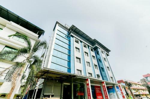 Hostal Oyo 79531 Metro Kochi