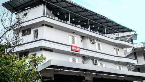Apartamento Malabar White Cort