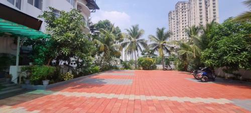 Hotel Aziba Heights Inn