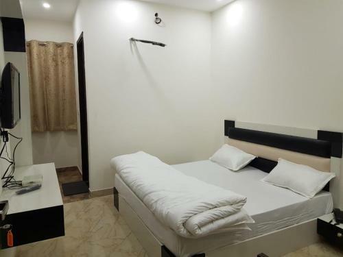 Hotel Gokul Grand