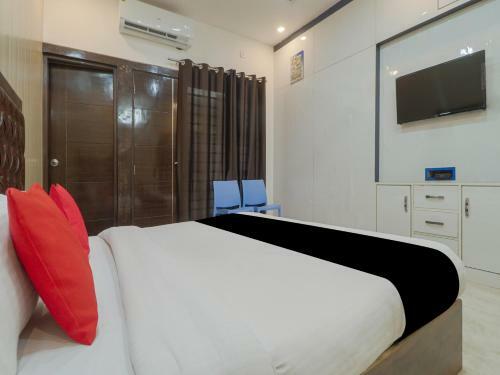 Oyo 81140 Hotel Valley Wood Inn