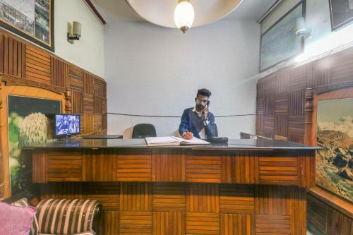 Oyo Flagship 63412 Hotel Mayank Prince Chowk
